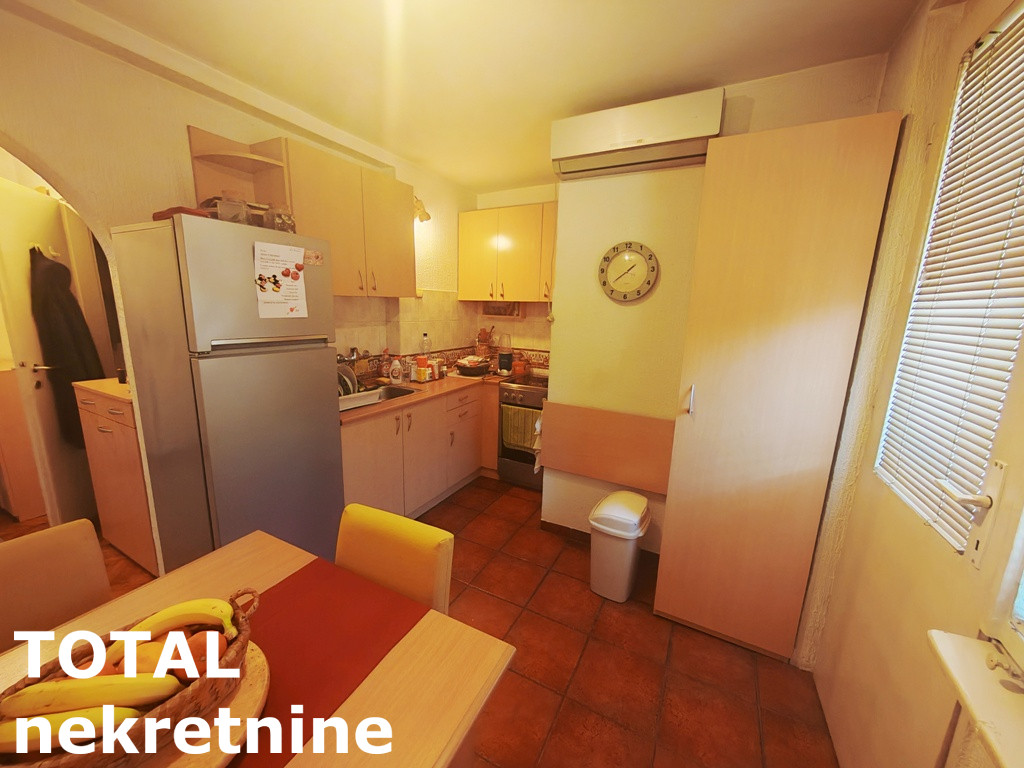 stanovi-2-re-detelinara-1060906-jn6yv Dvosoban stan na prodaju, Detelinara, Novi Sad, 46m², 2. sprat, 150.000 €