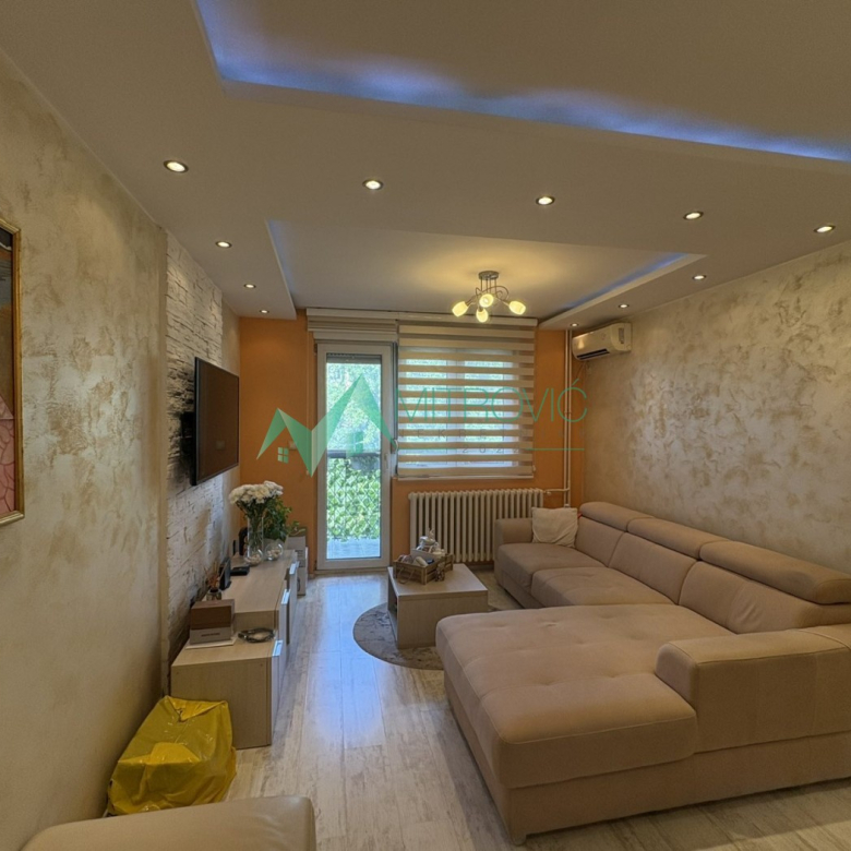 Stan Prodaja Novi Sad  47 m2