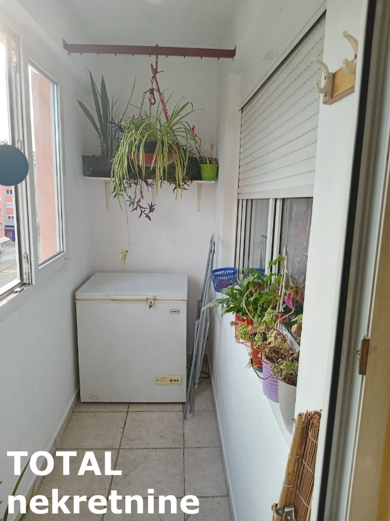 Dvosoban stan na prodaju, Nova Detelinara, Novi Sad, 48m², 4. sprat, 134.400 €