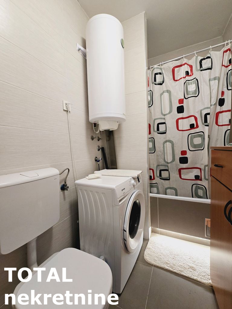 Dvosoban stan na prodaju, Novo Naselje, Novi Sad, 66m², 4. sprat, 160.000 €