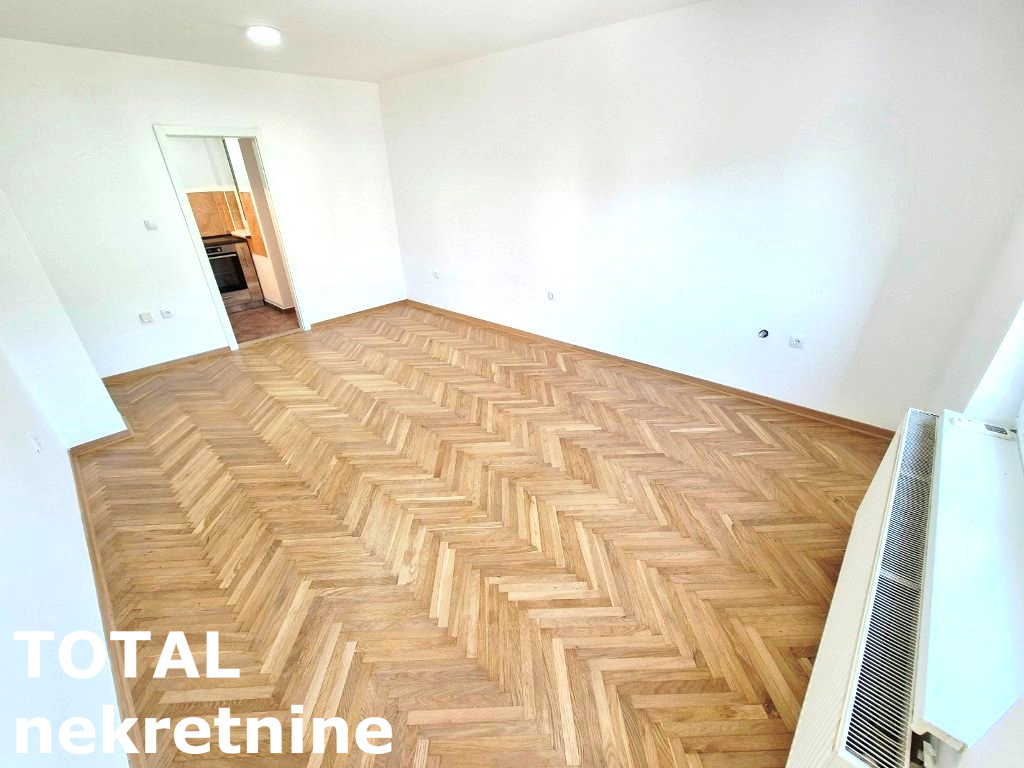 Stan Prodaja Novi Sad  40 m2