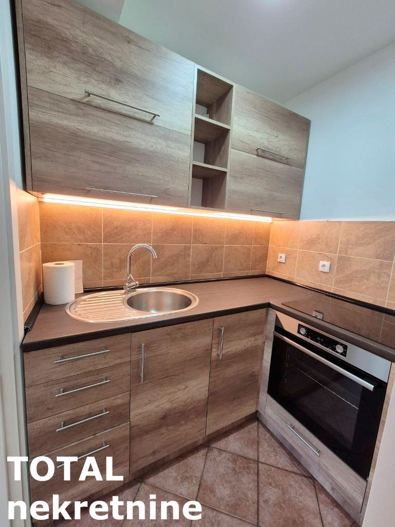 Stan Prodaja Novi Sad  40 m2