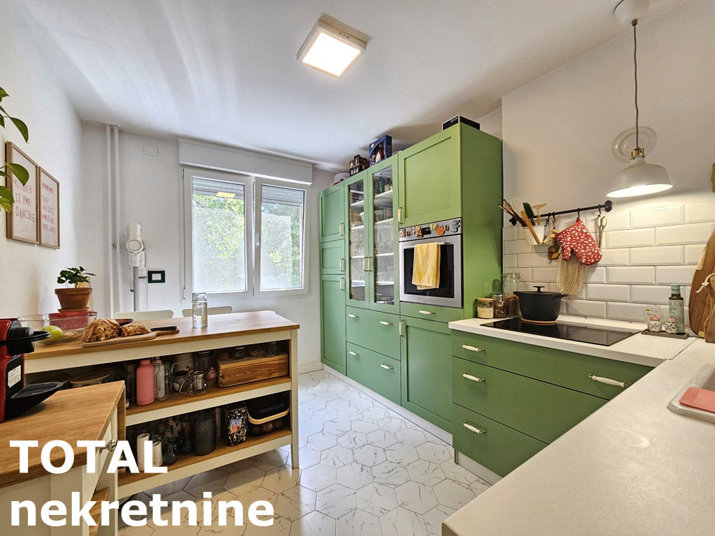 Dvosoban stan na prodaju, Železnička Stanica, Novi Sad, 56m², 2. sprat, 170.000 €