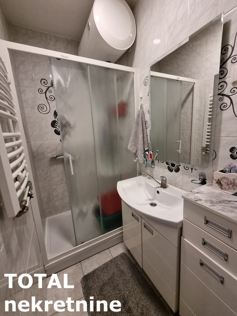 Troiposoban stan na prodaju, Bulevar Oslobođenja, Novi Sad, 77m², 198.800 €