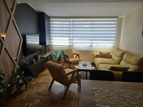 Stan Prodaja Novi Sad  72 m2