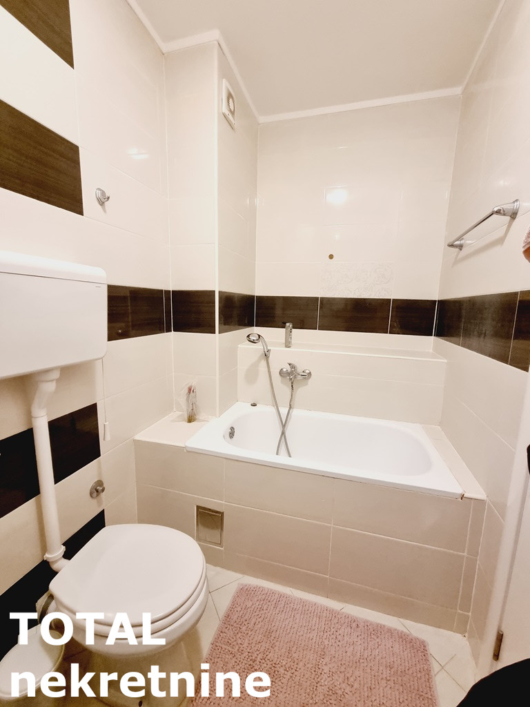stanovi-3-5-dx-socijalno-1100248-wrc2j Troiposoban stan na prodaju, Socijalno, Novi Sad, 80m², 3. sprat, 236.900 €