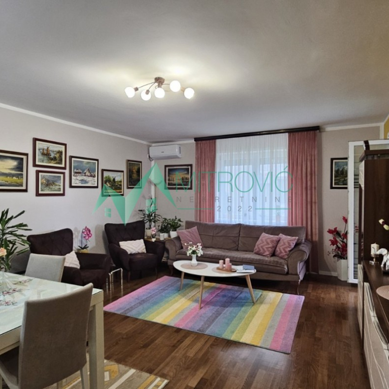 Stan Prodaja Novi Sad  68 m2