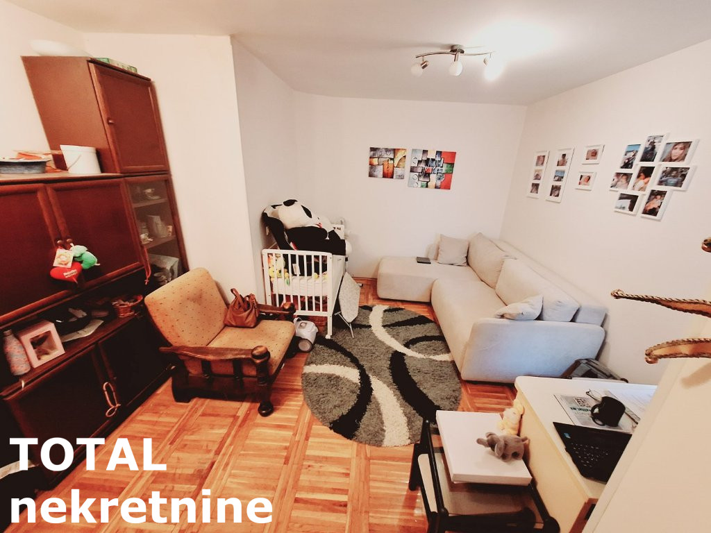 Troiposoban stan na prodaju, Bulevar Oslobođenja, Novi Sad, 80m², 5. sprat, 208.000 €