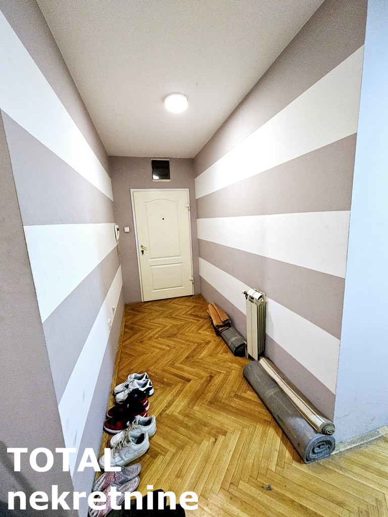stanovi-3-5-re-bulevar-1101043-aszwc Troiposoban stan na prodaju, Bulevar Oslobođenja, Novi Sad, 90m², 1. sprat, 234.000 €