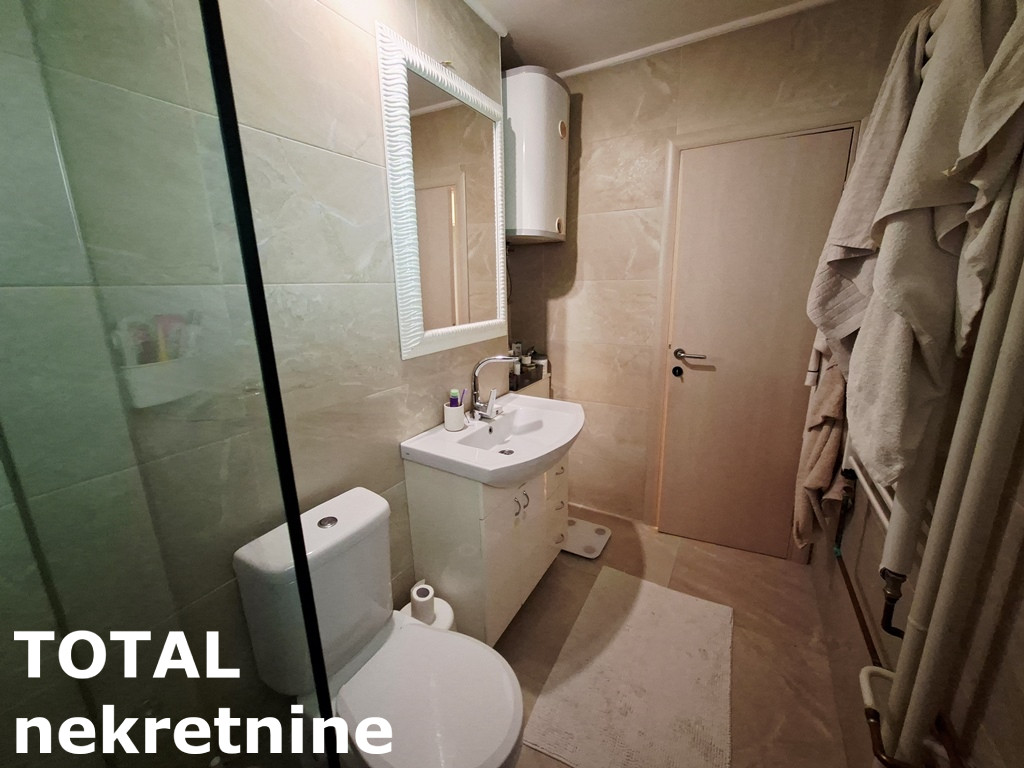 stanovi-3-5-re-centar-1102332-ot1ry Četvorosoban stan na prodaju, Centar, Novi Sad, 116m², 3. sprat, 353.800 €