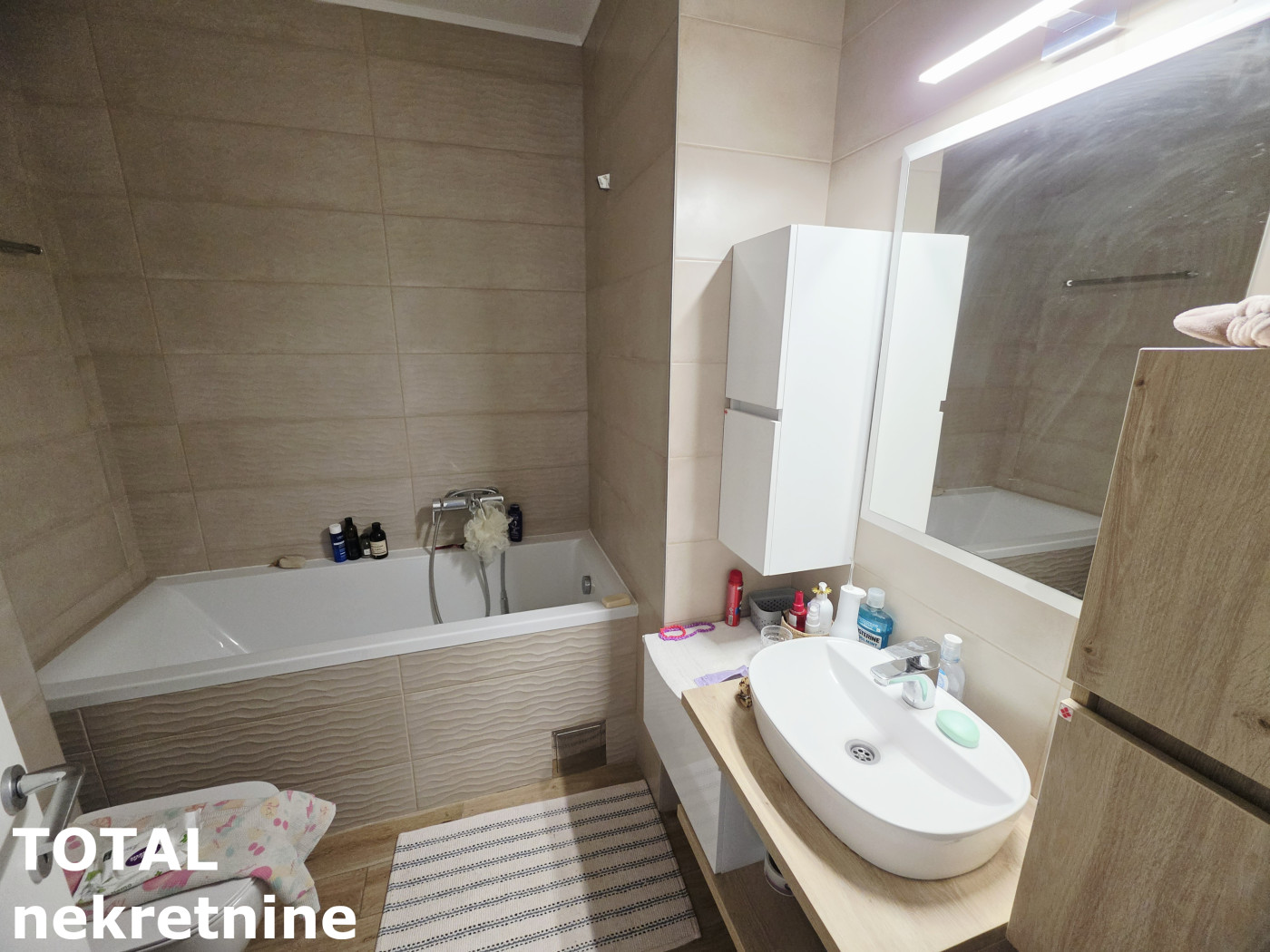 stanovi-3-5-re-sajam-1102999-9lrcd Troiposoban stan na prodaju, Sajmište, Novi Sad, 104m², 2. sprat, 350.000 €