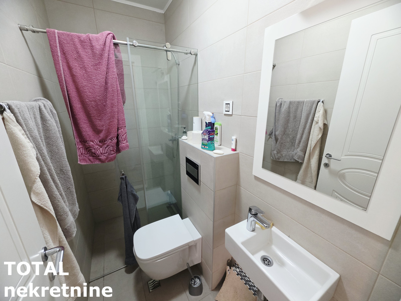 stanovi-3-5-re-sajam-1102999-js3z7 Troiposoban stan na prodaju, Sajmište, Novi Sad, 104m², 2. sprat, 350.000 €