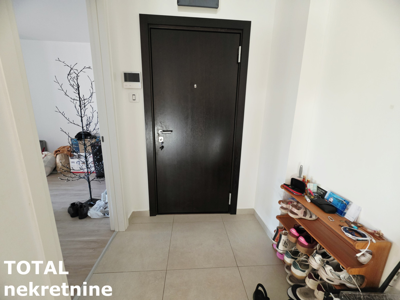 stanovi-3-5-re-sajam-1102999-owoid Troiposoban stan na prodaju, Sajmište, Novi Sad, 104m², 2. sprat, 350.000 €