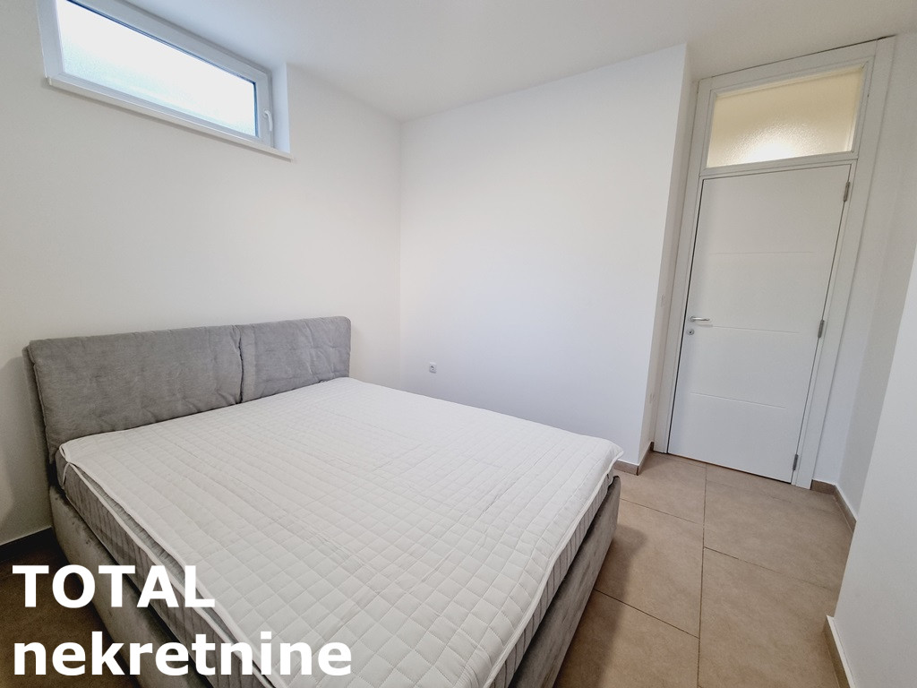 Stan Prodaja Novi Sad  70 m2