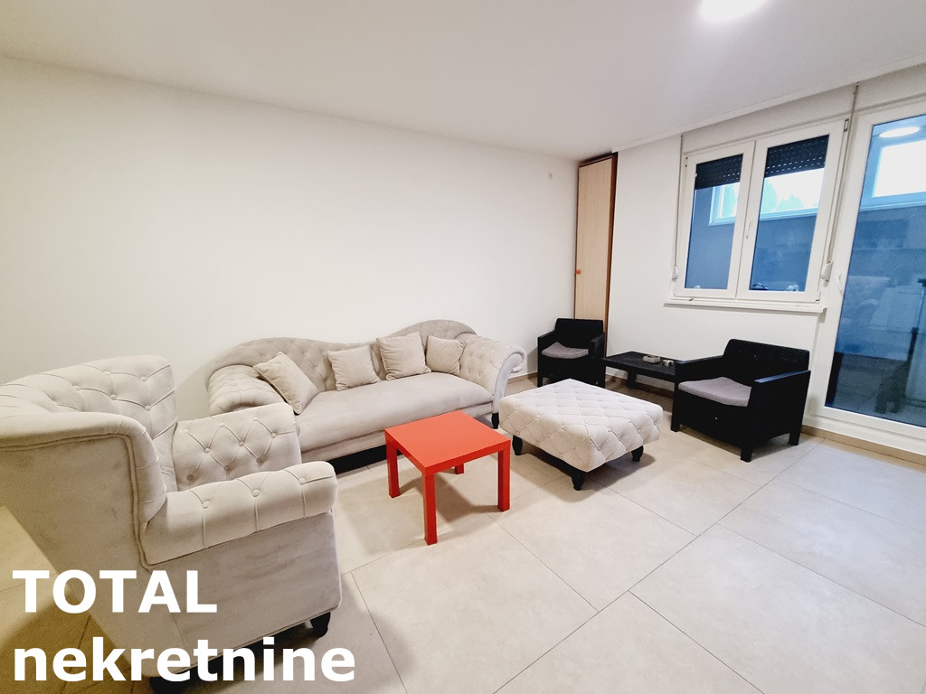 Stan Prodaja Novi Sad  70 m2