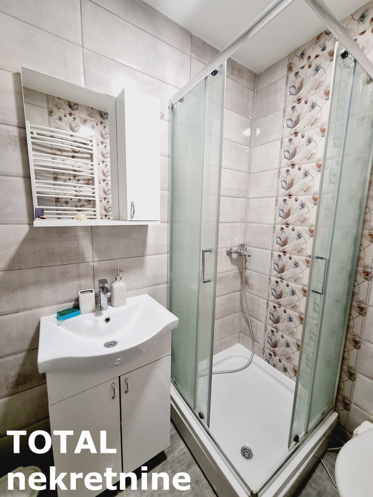 Troiposoban stan na prodaju, Sajmište, Novi Sad, 70m², Prizemlje, 103.000 €