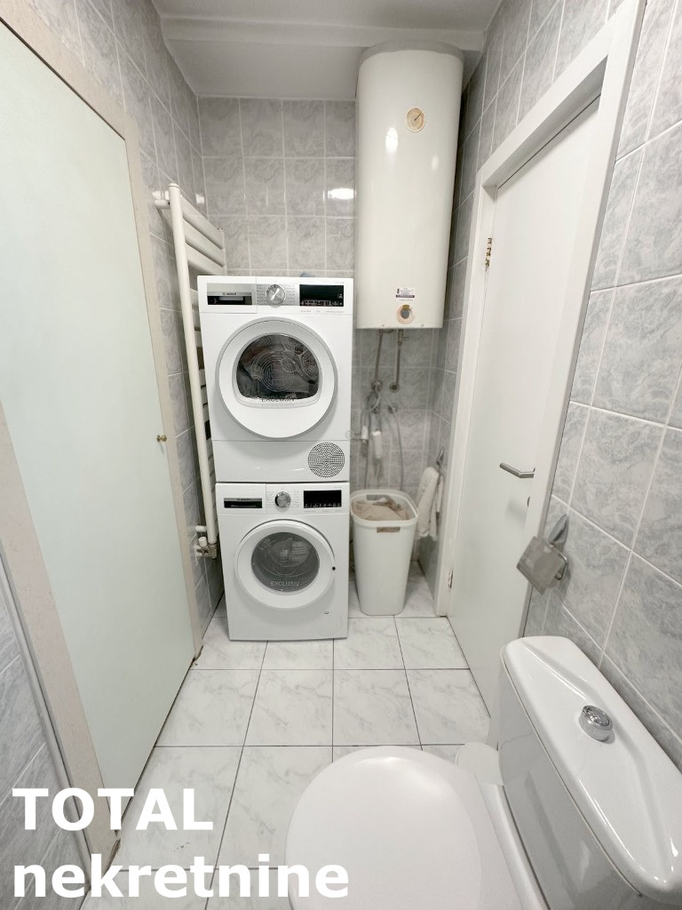stanovi-3-dx-centar-1101934-tux1q Trosoban stan na prodaju, Centar, Novi Sad, 83m², 4. sprat, 269.000 €