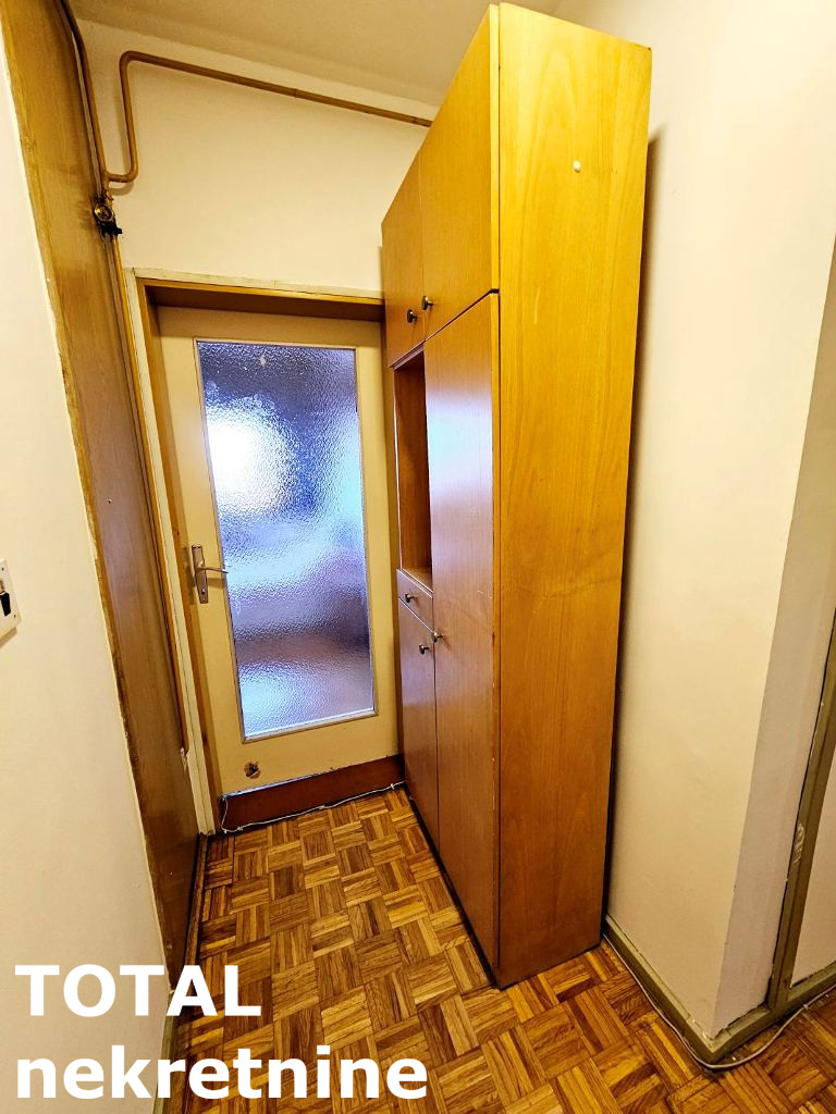 stanovi-3-ma-nova-detelinara-1064121-ctroy Trosoban stan na prodaju, Nova Detelinara, Novi Sad, 82m², 6. sprat, 195.000 €