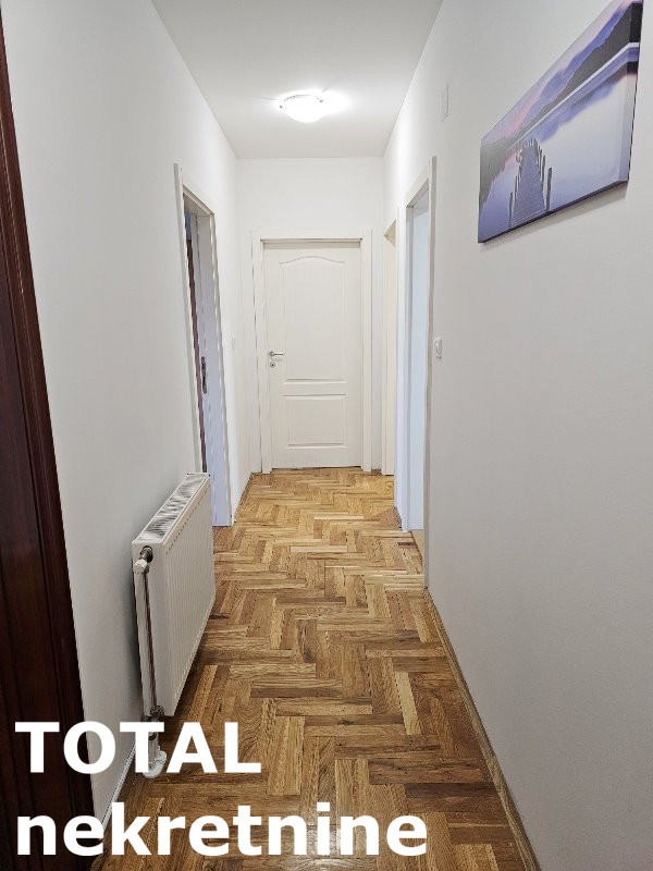Stan Prodaja Novi Sad  69 m2