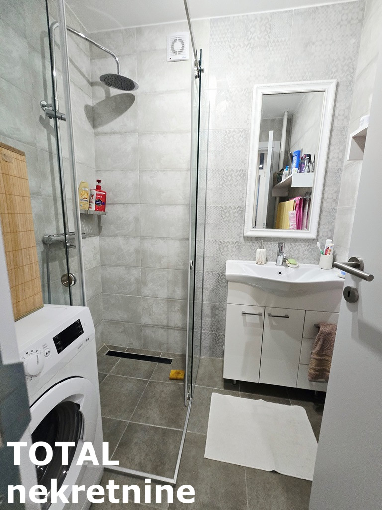 stanovi-3-re-bulevar-1102857-ieepn Trosoban stan na prodaju, Bulevar Oslobođenja, Novi Sad, 76m², 8. sprat, 205.000 €