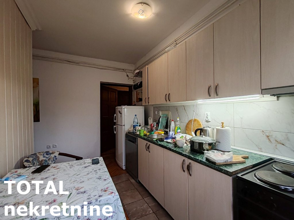 stanovi-3-re-centar-1064927-4hrez Trosoban stan na prodaju, Centar, Novi Sad, 67m², 4. sprat, 167.500 €