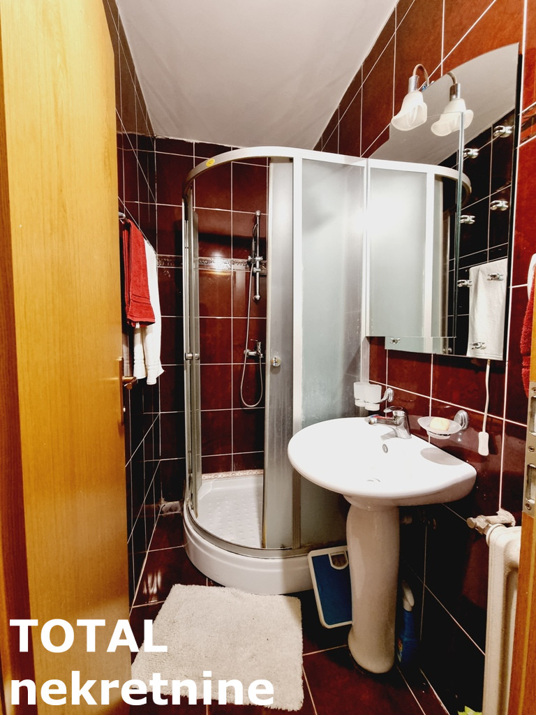 Četvorosoban stan na prodaju, Centar, Novi Sad, 58m², 5. sprat, 144.200 €