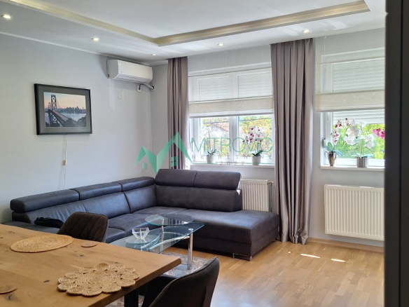 Stan Prodaja Novi Sad  74 m2