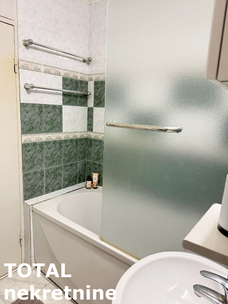 stanovi-3-re-liman-4-1065350-mebhv Trosoban stan na prodaju, Liman 4, Novi Sad, 78m², 3. sprat, 240.000 €