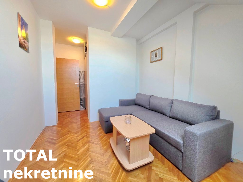 stanovi-3-re-nova-detelinara-1065775-rt3b7 Trosoban stan na prodaju, Nova Detelinara, Novi Sad, 81m², 5. sprat, 194.400 €