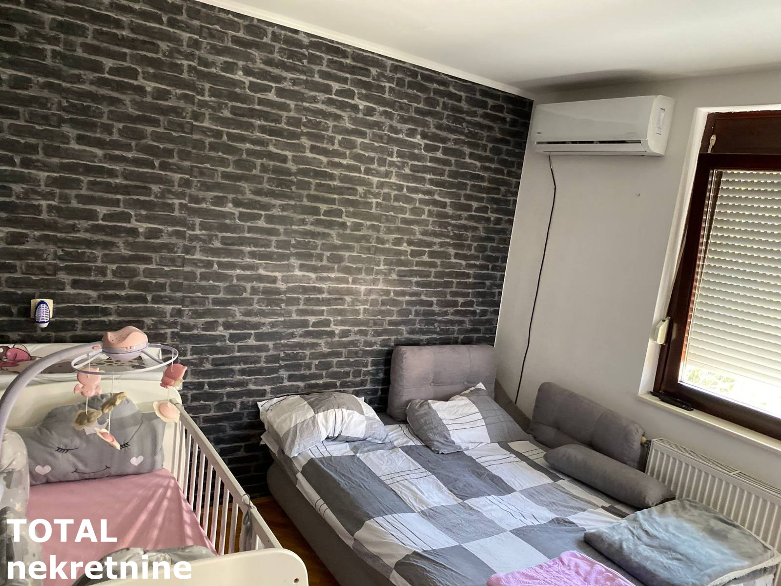 stanovi-3-re-salajka-1064658-ubm83 Trosoban stan na prodaju, Salajka, Novi Sad, 71m², 2. sprat, 160.000 €