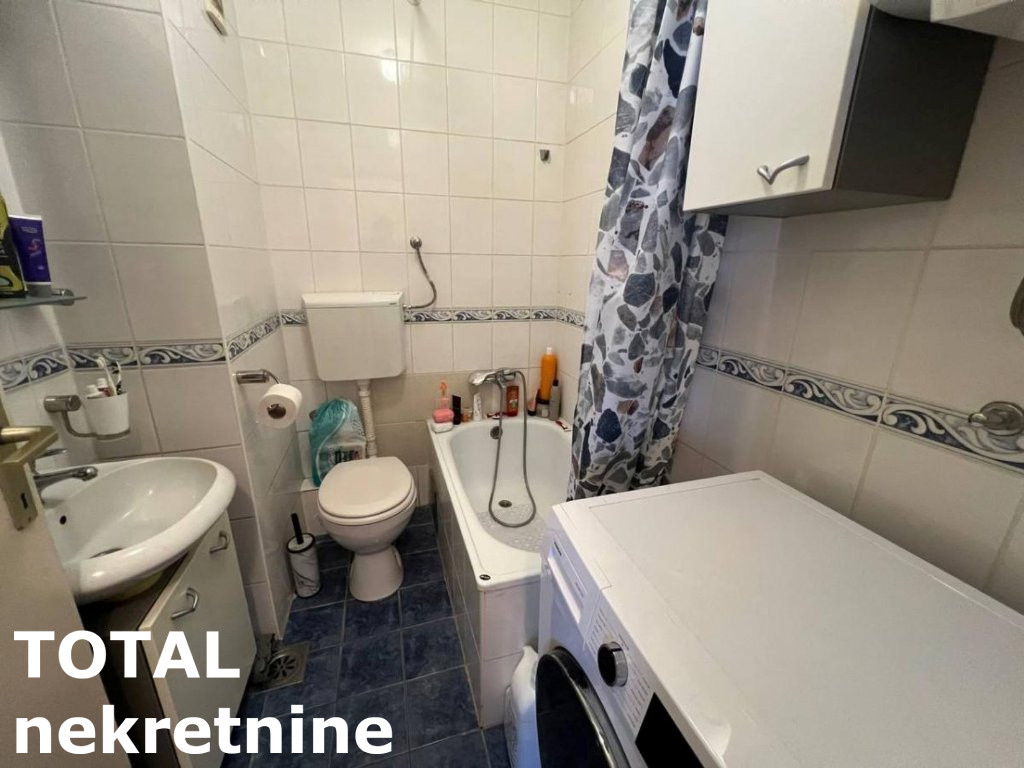 stanovi-3-re-salajka-1064658-xbtku Trosoban stan na prodaju, Salajka, Novi Sad, 71m², 2. sprat, 160.000 €