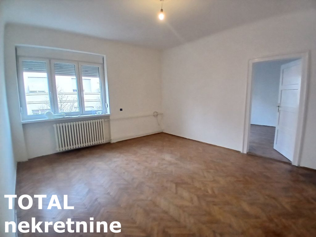 Stan Prodaja Novi Sad  77 m2
