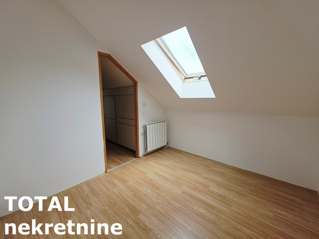 stanovi-4-dx-bulevar-1102826-rno2t Četvorosoban stan na prodaju, Bulevar Oslobođenja, Novi Sad, 51m², 5. sprat, 240.000 €