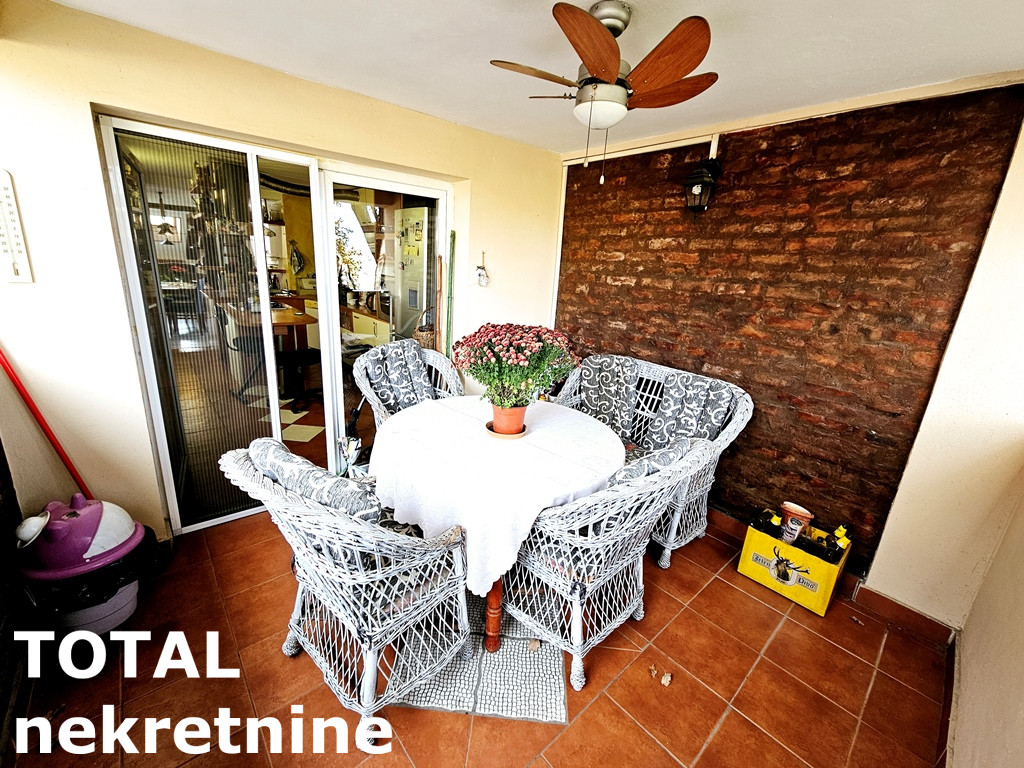 stanovi-4-dx-centar-1061358-xw6is Četvorosoban stan na prodaju, Centar, Novi Sad, 128m², 3. sprat, 250.000 €