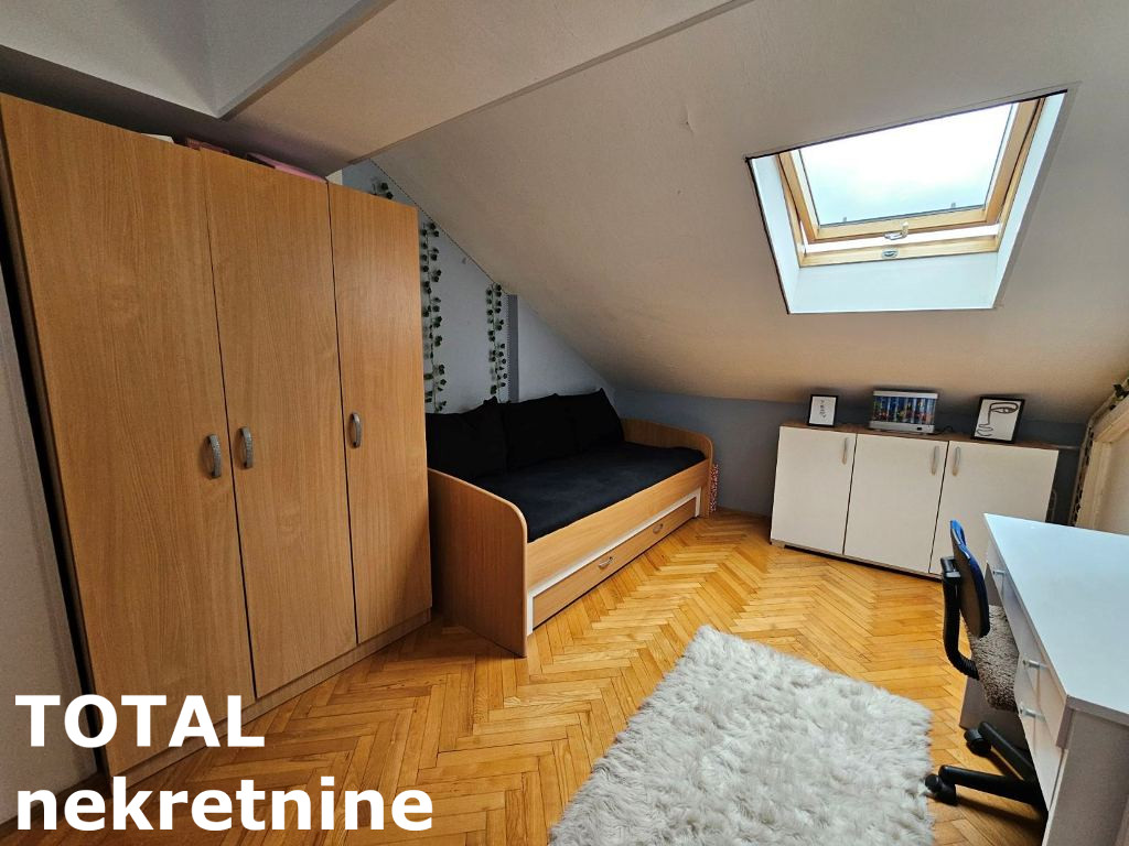 Četvorosoban stan na prodaju, Centar, Novi Sad, 91m², 3. sprat, 239.000 €