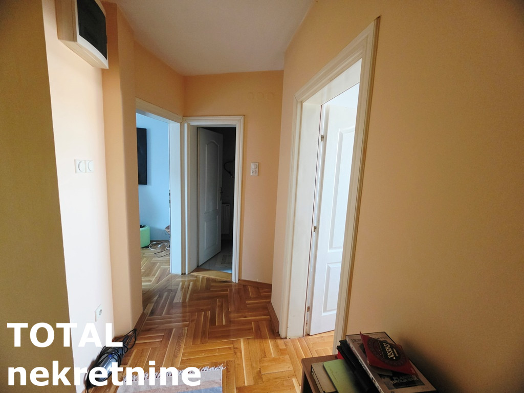 Četvorosoban stan na prodaju, Centar, Novi Sad, 85m², 4. sprat, 255.500 €