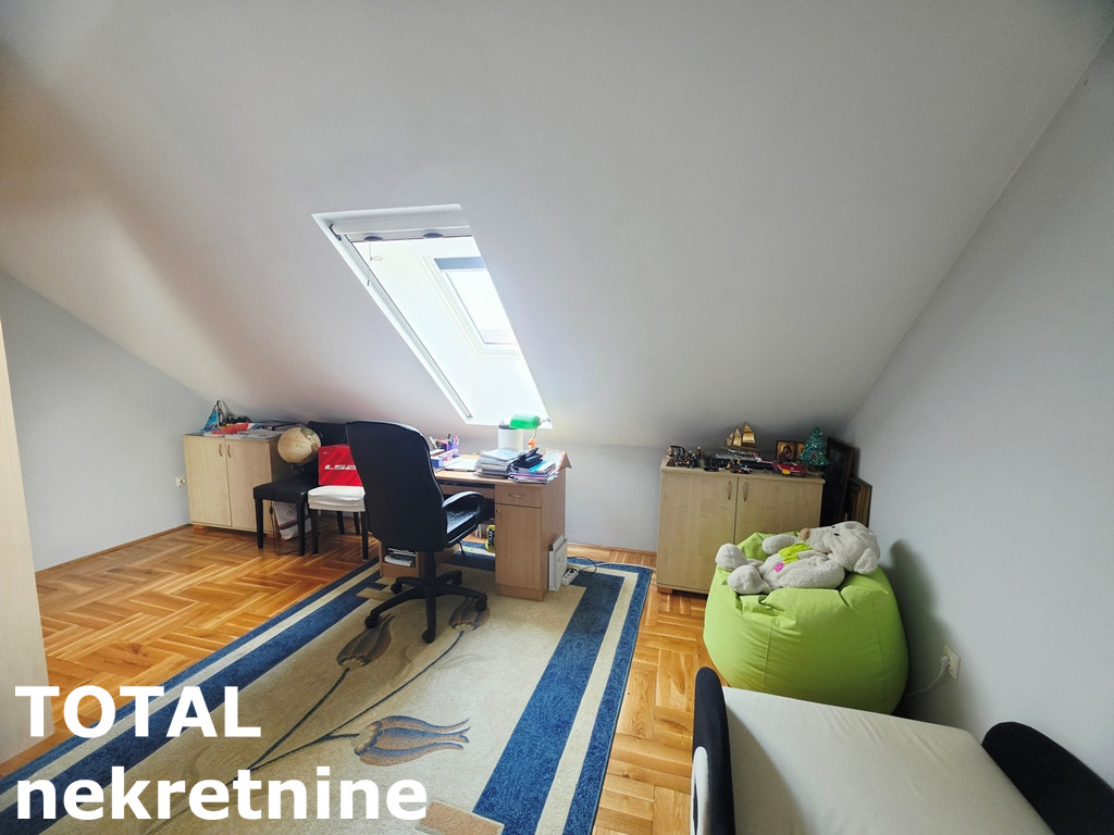Četvorosoban stan na prodaju, Centar, Novi Sad, 85m², 4. sprat, 255.500 €