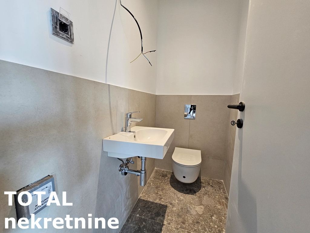 Petosoban stan na prodaju, Telep, Novi Sad, 194m², 2. sprat, 648.900 €