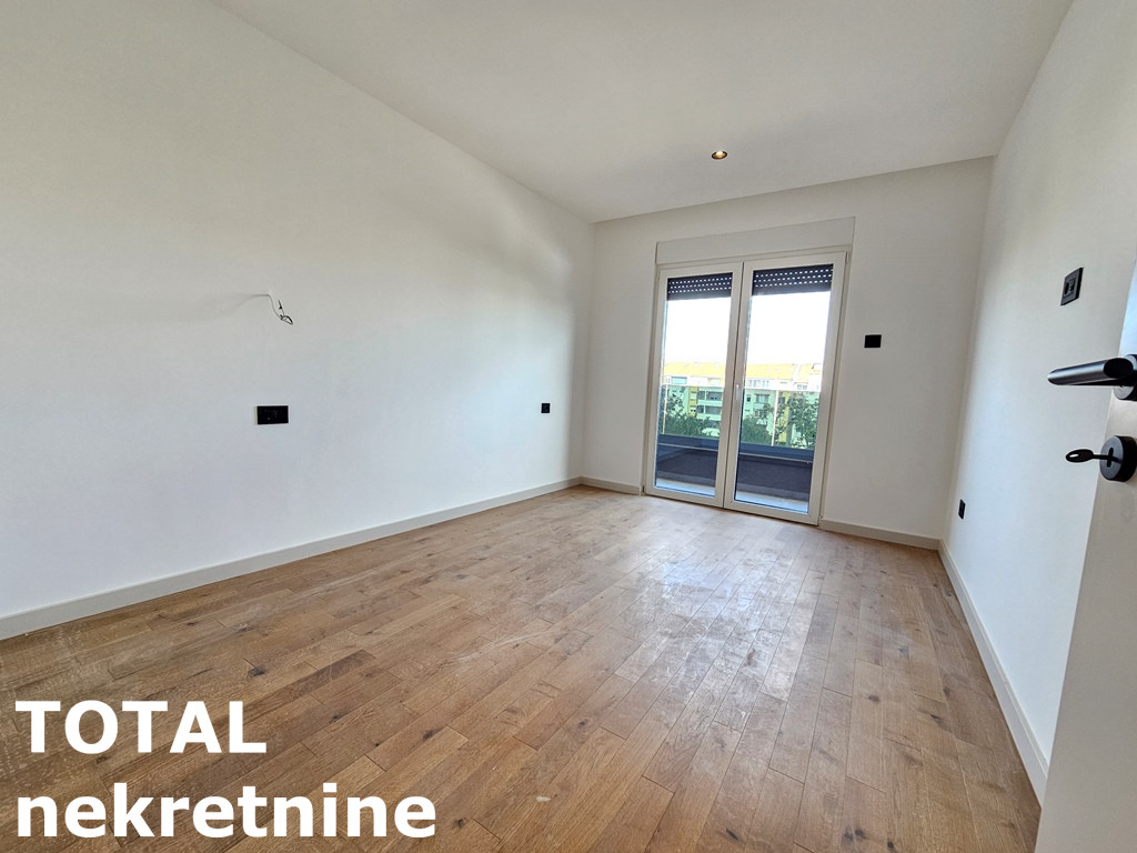Petosoban stan na prodaju, Telep, Novi Sad, 194m², 2. sprat, 648.900 €