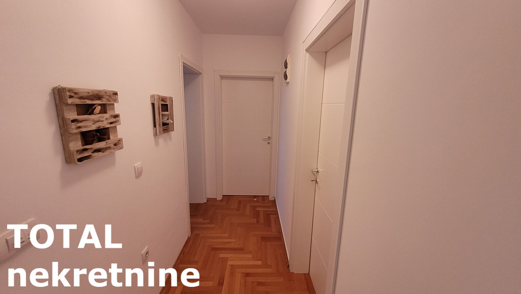 Stan Prodaja Novi Sad Bulevar Patrijarha Pavla 77 m2