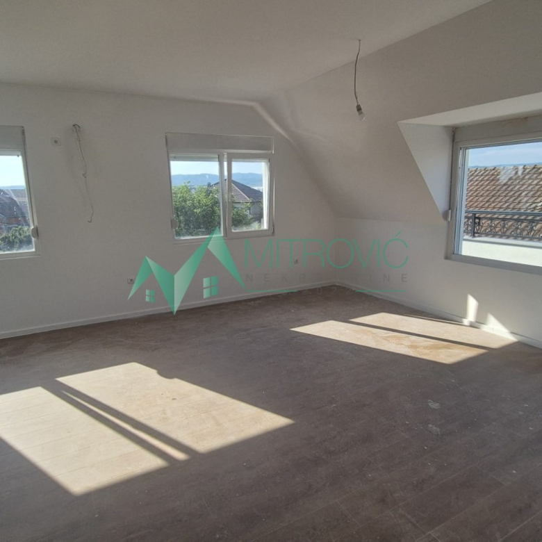 Stan Prodaja Novi Sad  107 m2