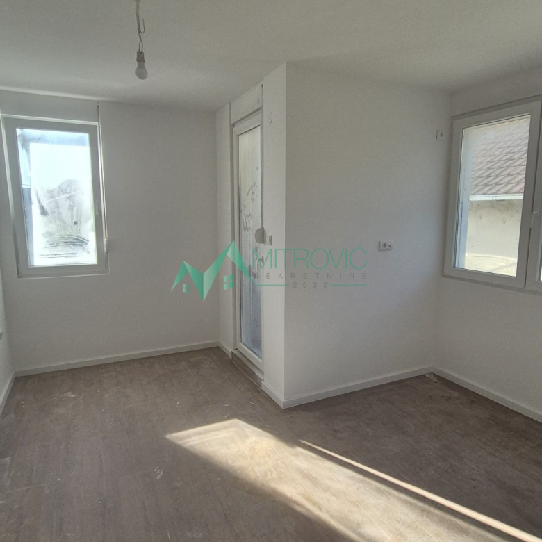 Stan Prodaja Novi Sad  107 m2