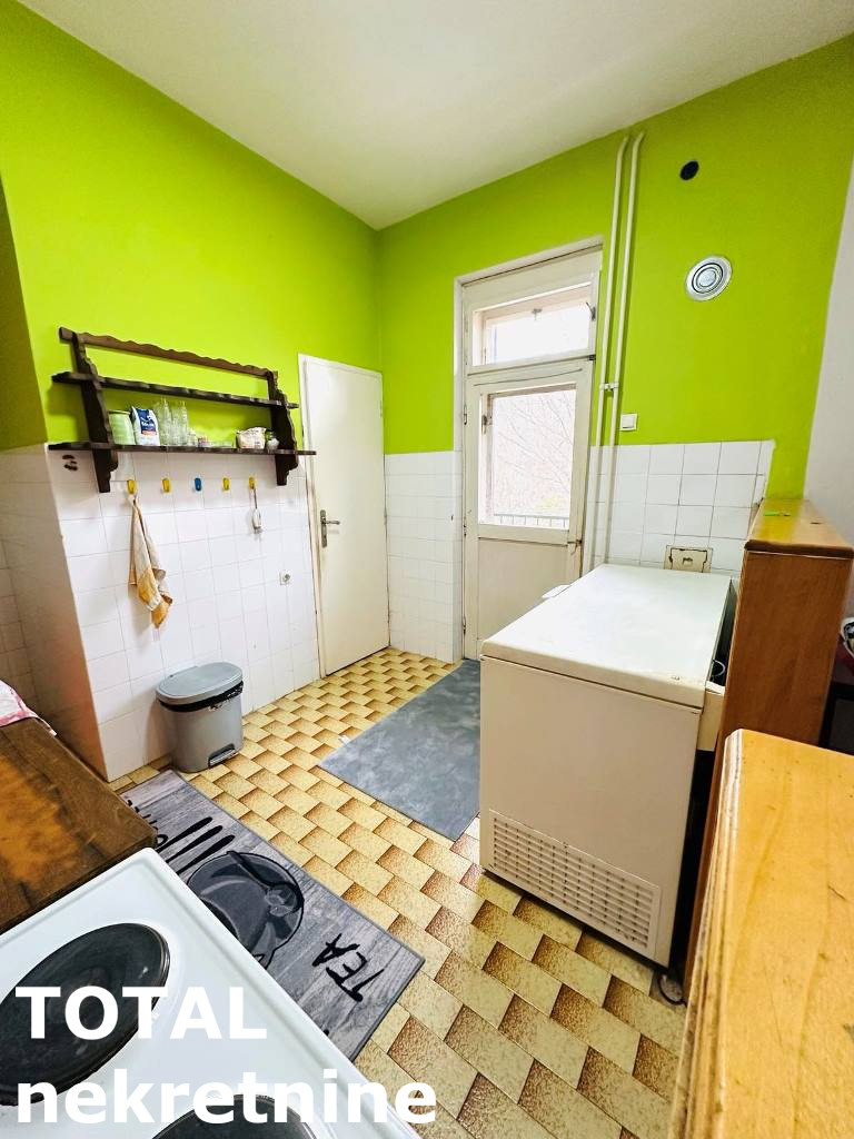 stanovi-4-re-centar-1063270-gbwrg Četvorosoban stan na prodaju, Centar, Novi Sad, 152m², 2. sprat, 500.990 €