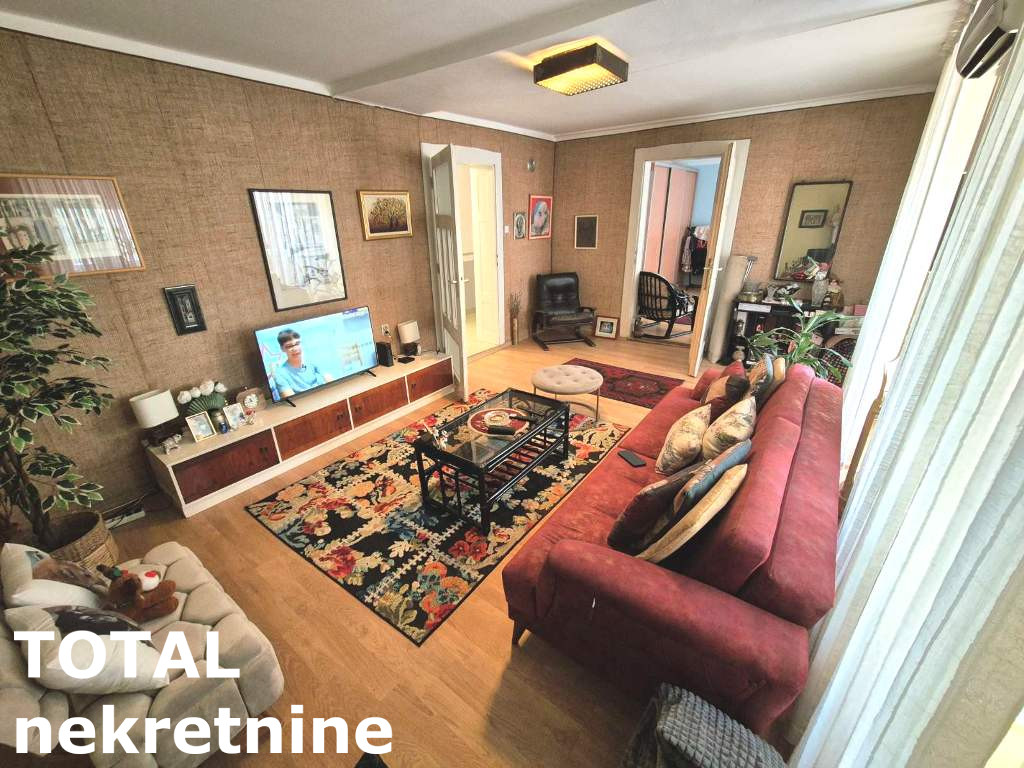 stanovi-4-re-centar-1065979-jcqyg Četvorosoban stan na prodaju, Centar, Novi Sad, 115m², 3. sprat, 290.000 €