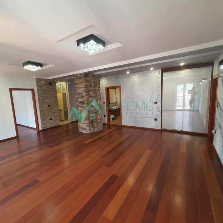 Stan Prodaja Novi Sad  126 m2