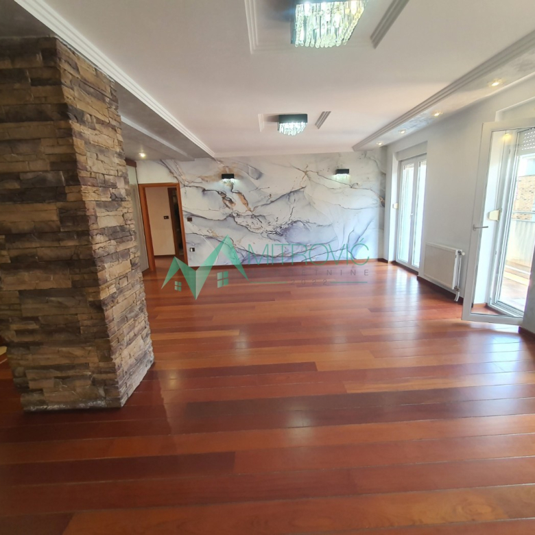 Stan Prodaja Novi Sad  126 m2