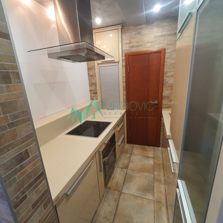 Stan Prodaja Novi Sad  126 m2