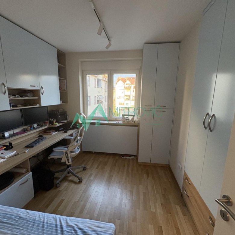 Stan Prodaja Novi Sad  108 m2