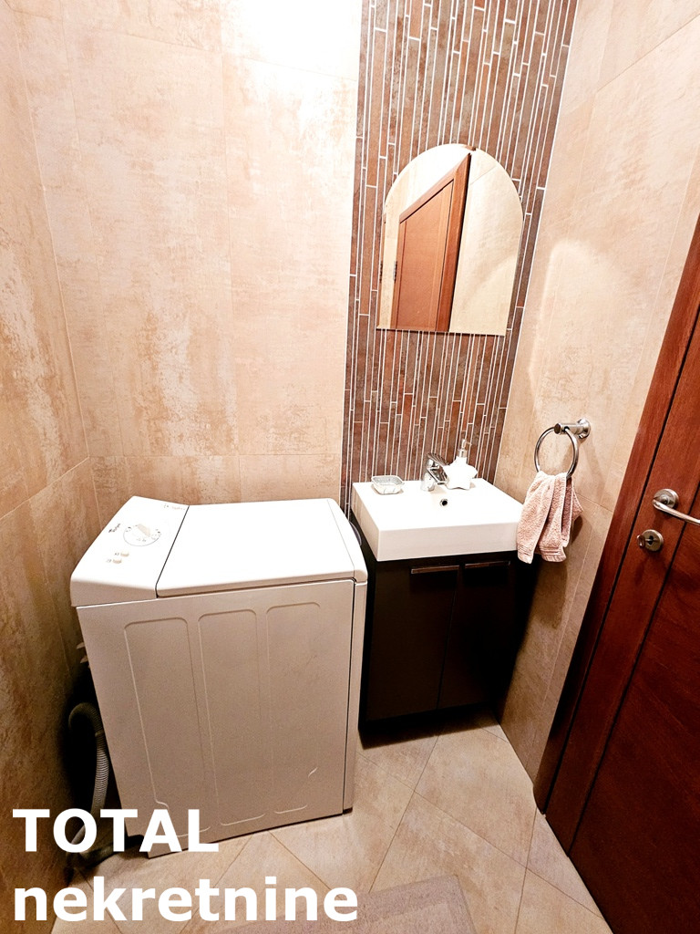 stanovi-4-re-grbavica-1100898-aycuv Četvorosoban stan na prodaju, Grbavica, Novi Sad, 115m², 2. sprat, 289.000 €