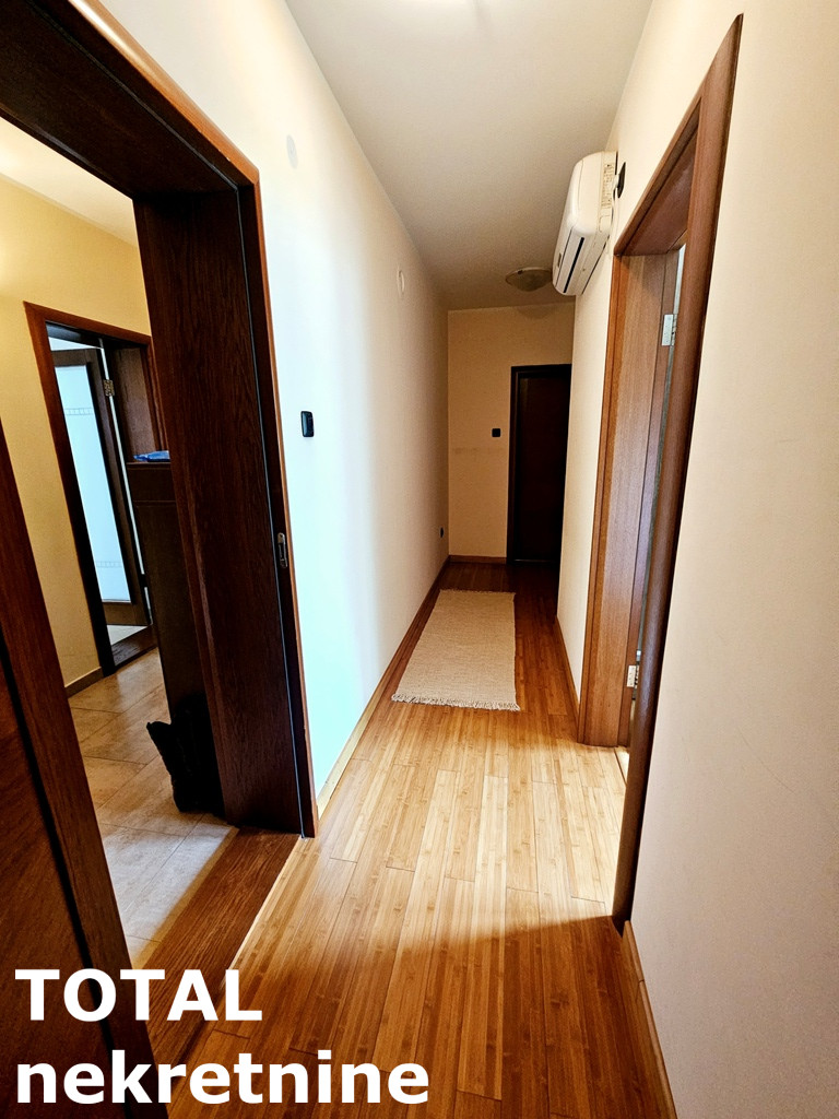 stanovi-4-re-grbavica-1100898-hkmrr Četvorosoban stan na prodaju, Grbavica, Novi Sad, 115m², 2. sprat, 289.000 €